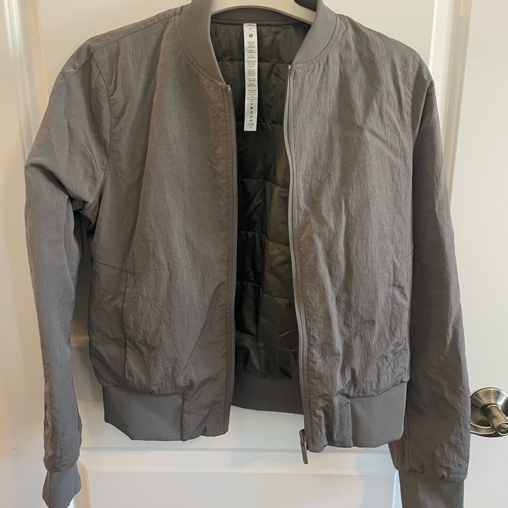 Lululemon Reversible Non-Stop Bomber - Like New
